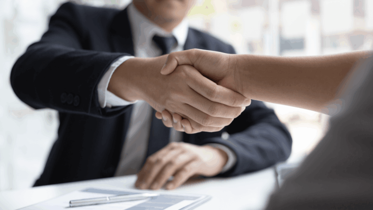Streamlining Urgent Expat Hiring via EOR Solution